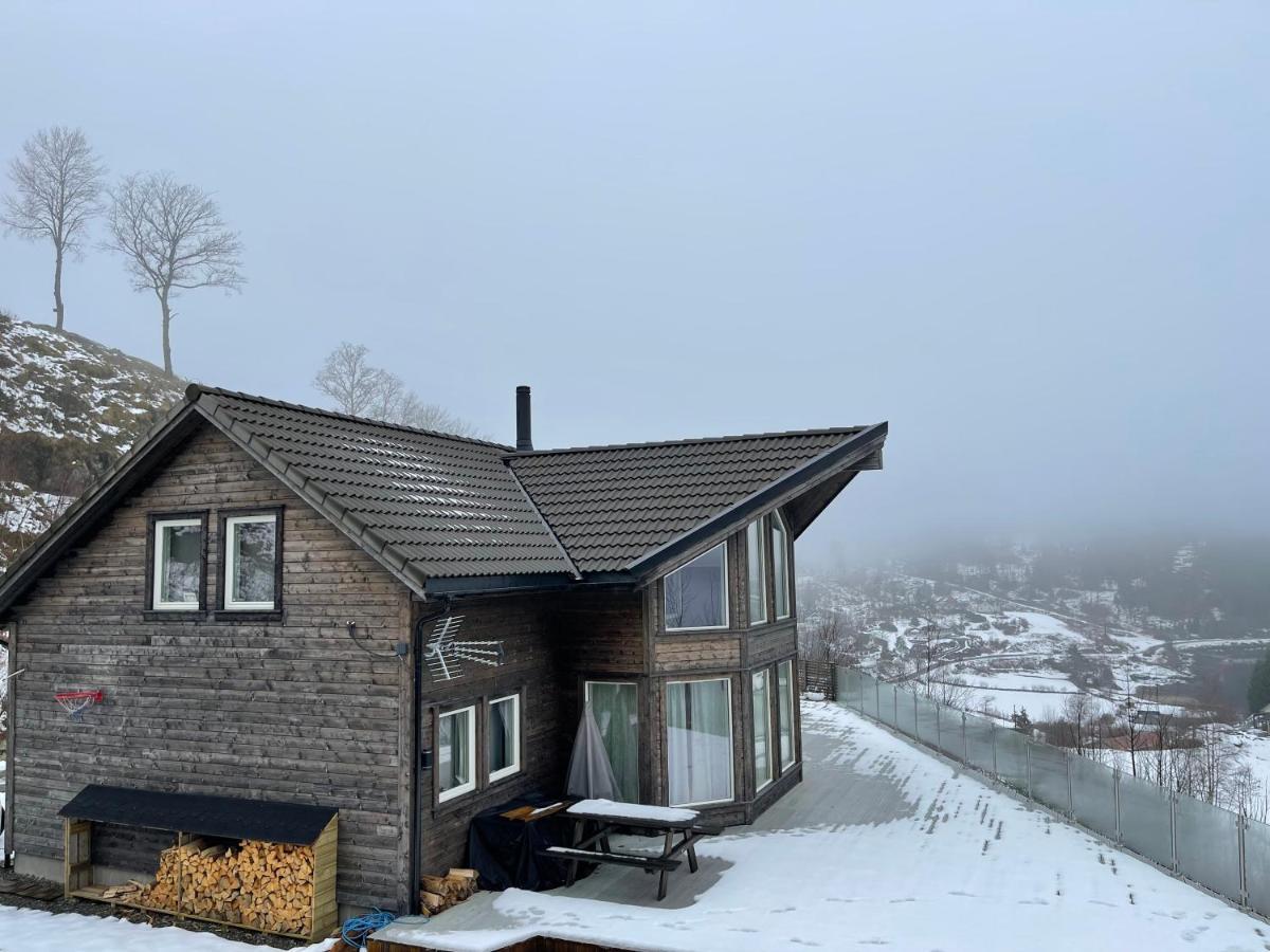 Holiday home Lakes And Mountain, We Got Both!