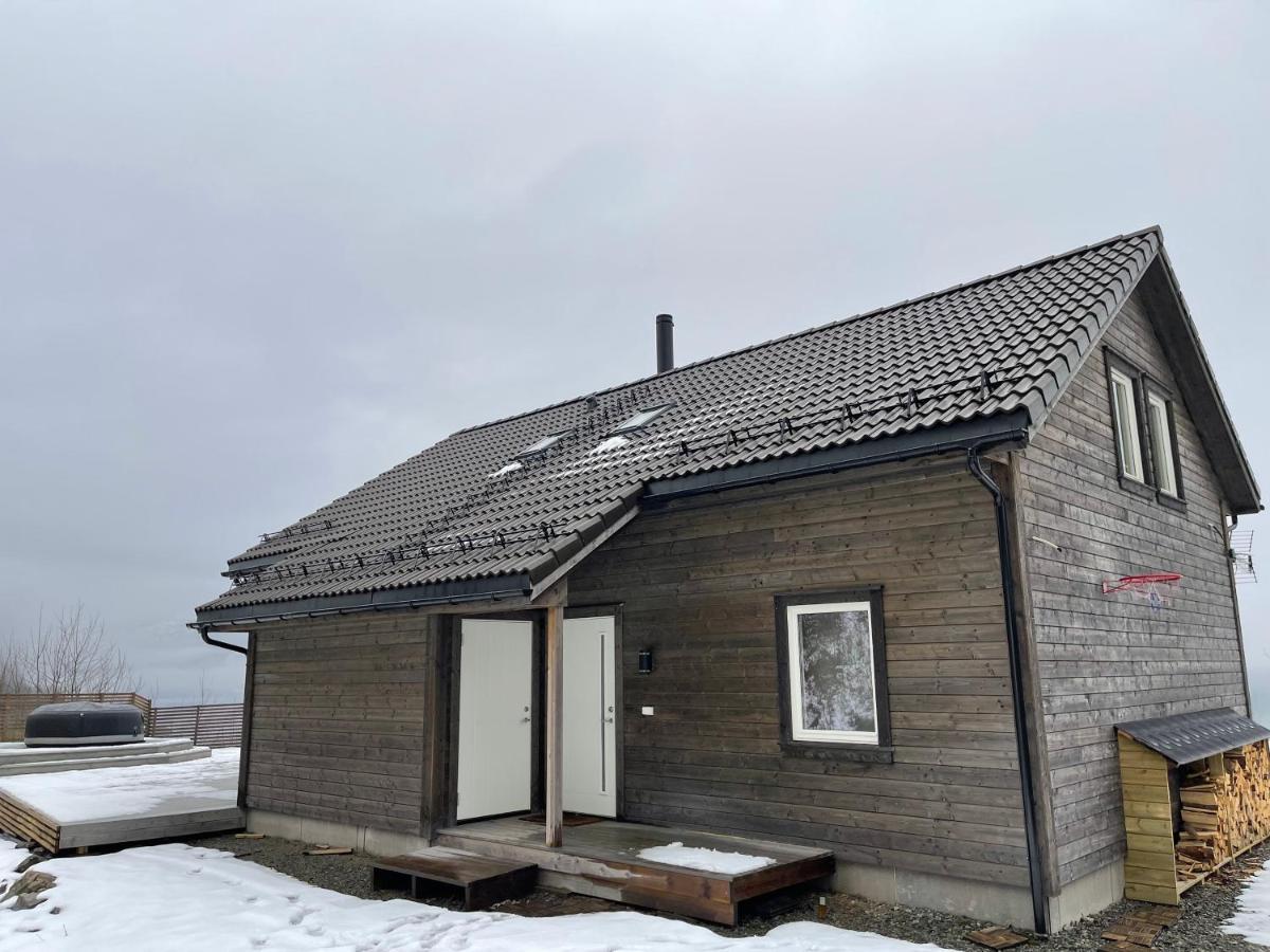 Lakes And Mountain, We Got Both! Holiday home *
